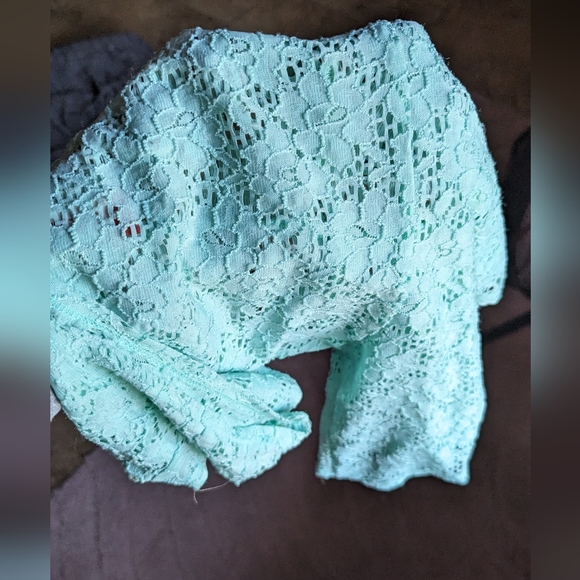 No Boundaries Women's Medium 7-9 Bright Teal Blue Lace Short Sleeve Peplum Top - Picture 8 of 12